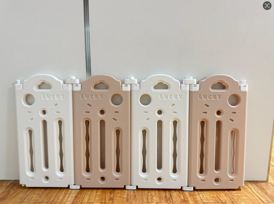 UBRAVOO Erweiterungsplatten für Baby-Laufstall aus Kunststoff für Babys und Kleinkinder – 4 Platten