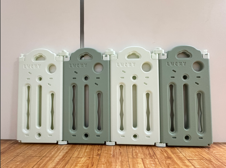 UBRAVOO Erweiterungsplatten für Baby-Laufstall aus Kunststoff für Babys und Kleinkinder – 4 Platten